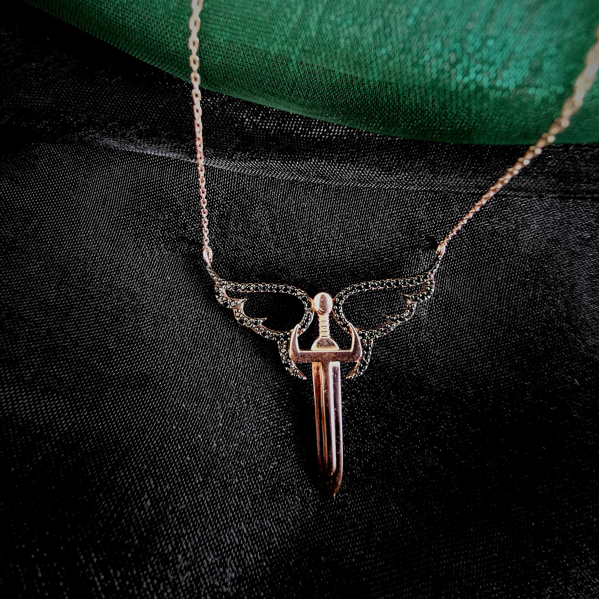 CRF000117CO Collier Provocation Noir - 2 CRF000117CO Collier Provocation Noir - 2