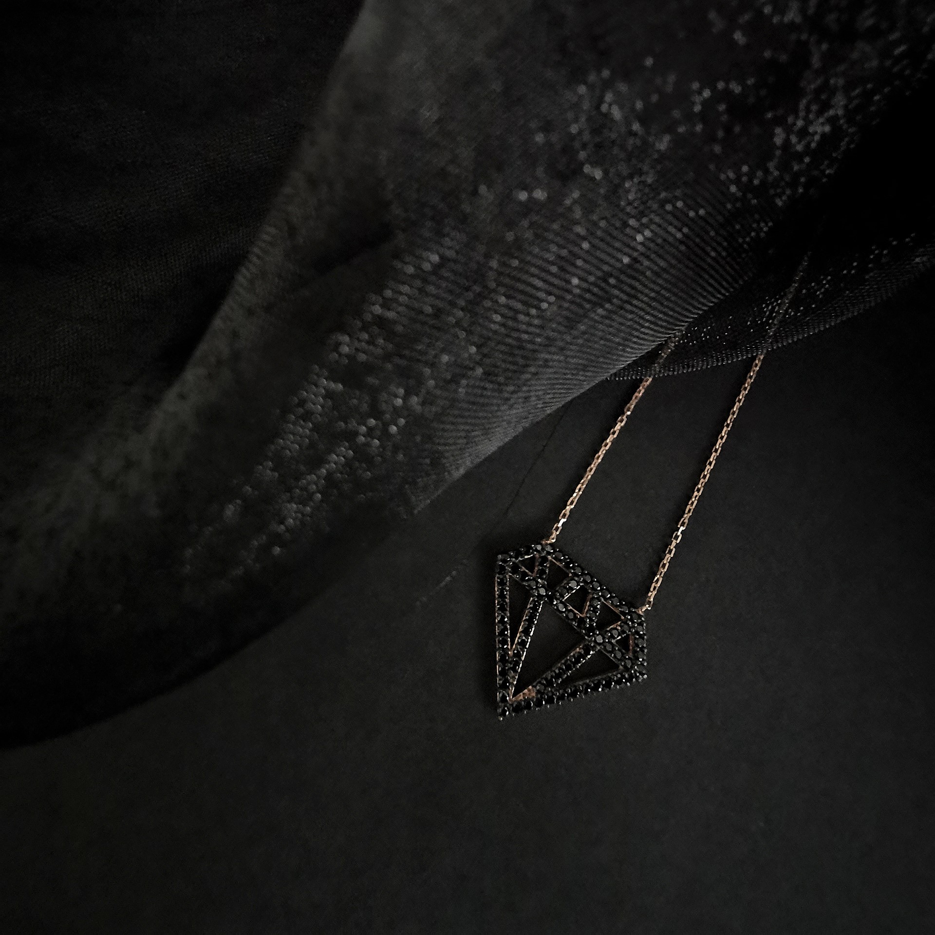 NJF000109CO Collier Emilia Noir - 2 NJF000109CO Collier Emilia Noir - 2