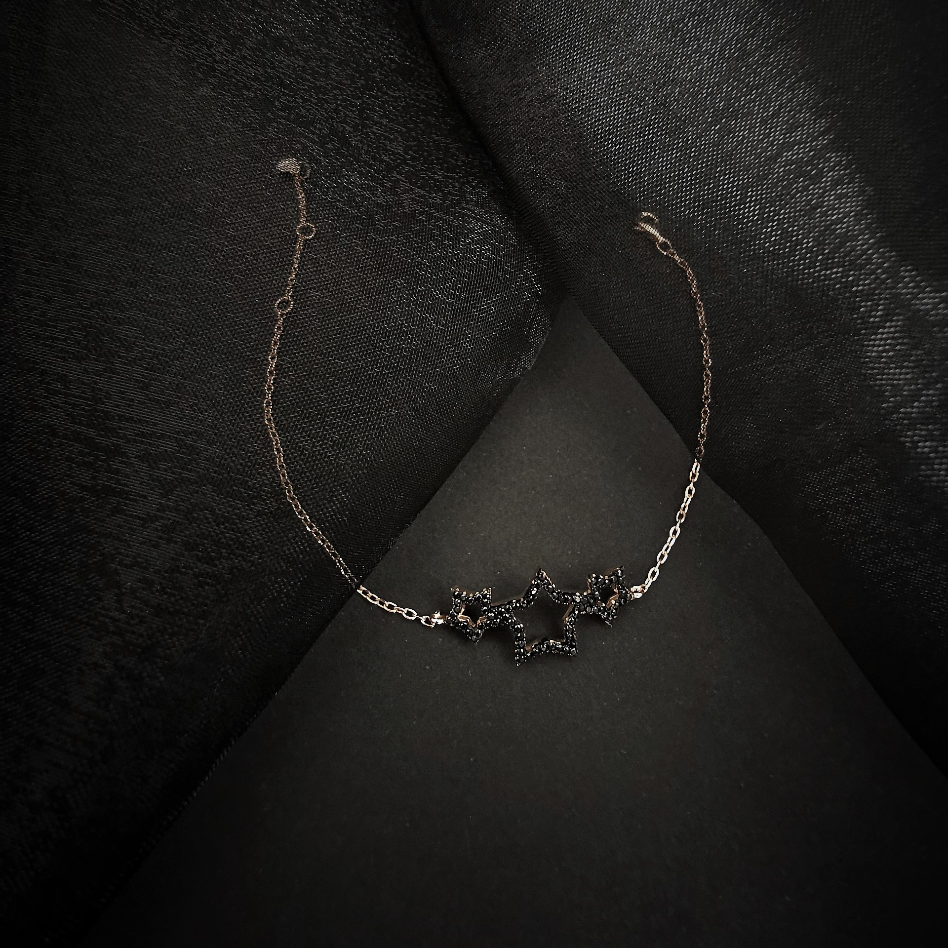 KSF000108BR Bracelet Trois Etoiles Noir - 2 KSF000108BR Bracelet Trois Etoiles Noir - 2