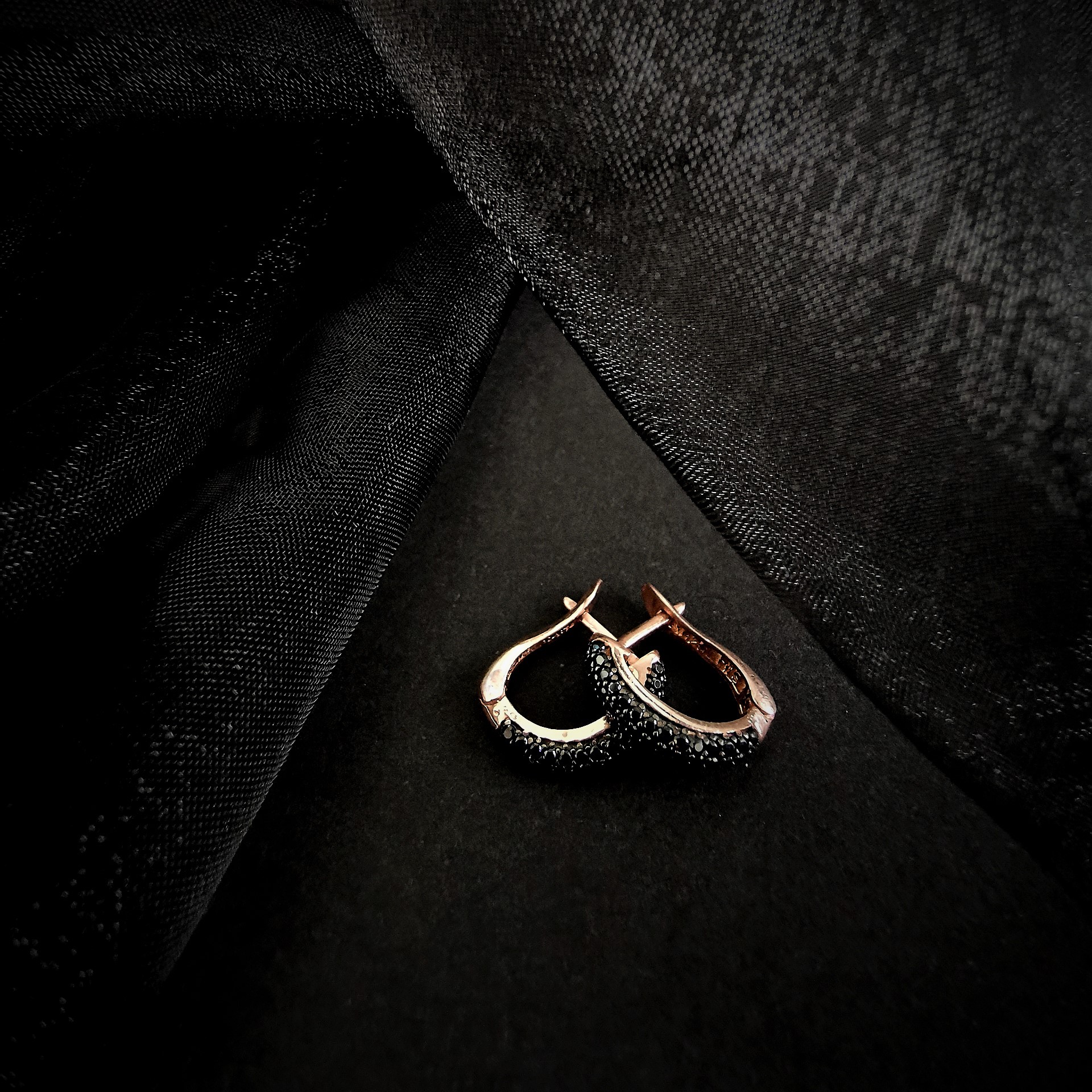 HSF000101BO Boucles d'oreille Emani Noires - 2 HSF000101BO Boucles d'oreille Emani Noires - 2